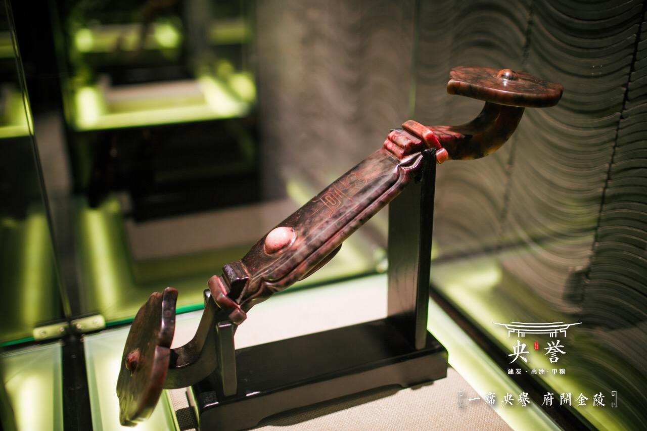 ‘hth官网入口’《异星传奇》:外太空版“饥荒” 画风尚可玩法需提高(图2) hth官网入口