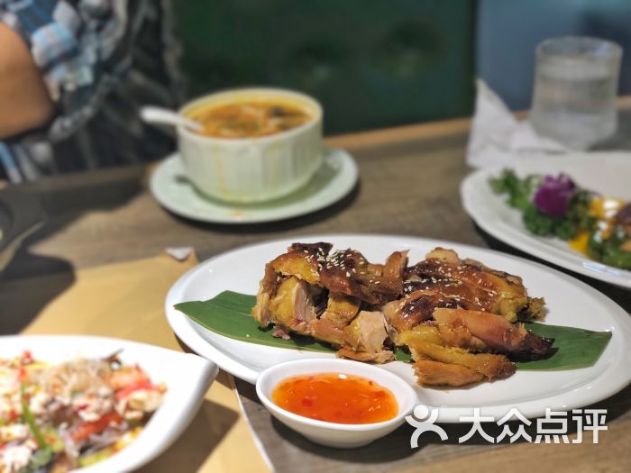 定制衣柜用什么板材好?四个方法带你选购衣柜板“hth官网入口”(图4) hth官网入口