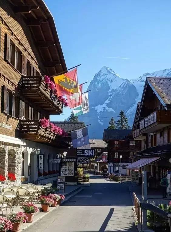 【hth官网入口】堡垒之夜手游喷气背包模式即将上线 享受飞翔的感觉(图2) hth官网入口