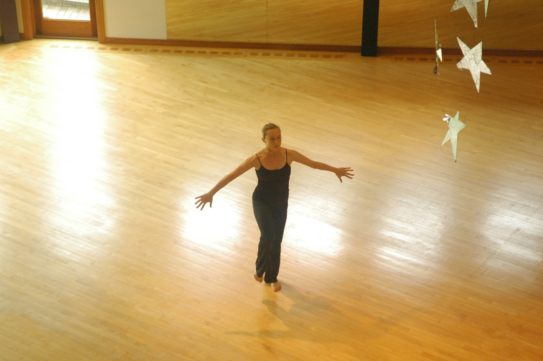 华体会体育hth官方网站-滑雪登山通通都有,腾讯这款射击游戏厉害了!(图1) hth官网入口