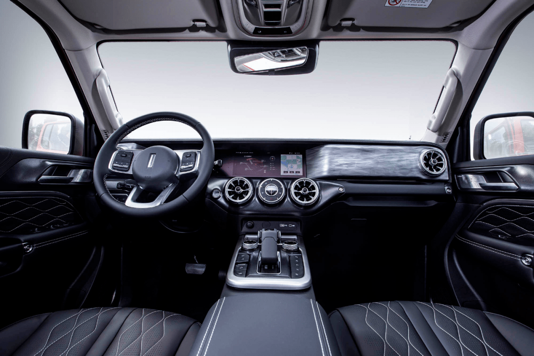 ‘hth官网入口’
“WEY”来男友 坦克300(图11)